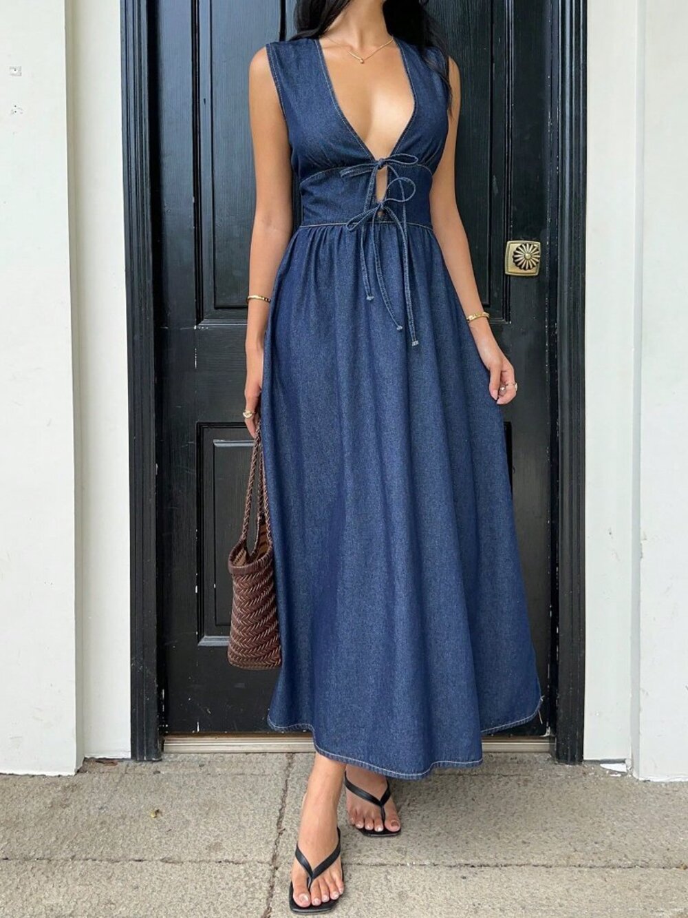 Blue Casual Women's Deep V Neck Sleeveless Denim Wrap Dress - Picture 3 of 8